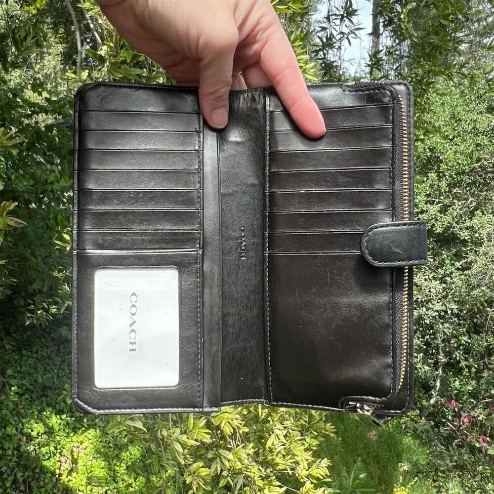 COACH Black Leather Slim Wallet Credit Card Holder w Gold Hardware AUTHENTIC - Picture 3 of 7
